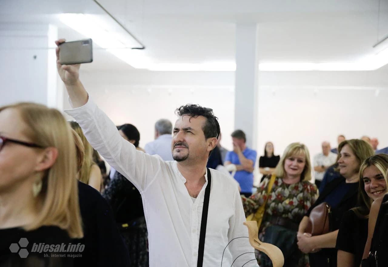 Izložba radova maturanata Likovne škole