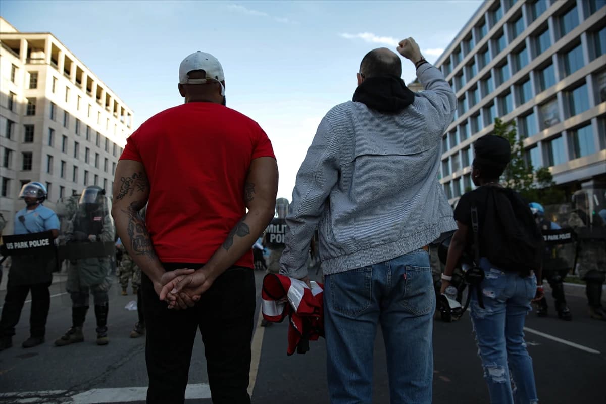 Nastavljeni prosvjedi diljem Amerike, tisuće na ulicama