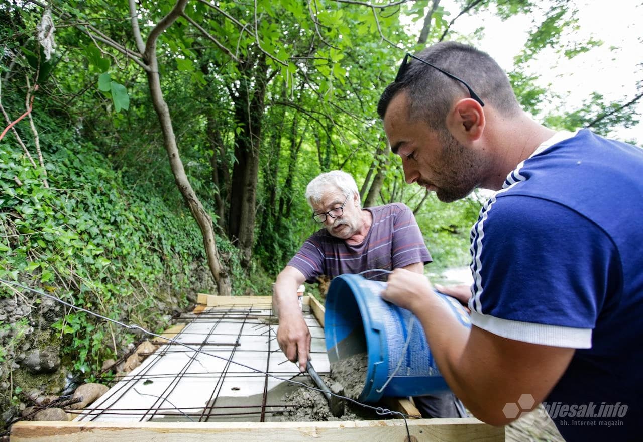 Sređivanje plaže Pijesak kod Carinskog mosta