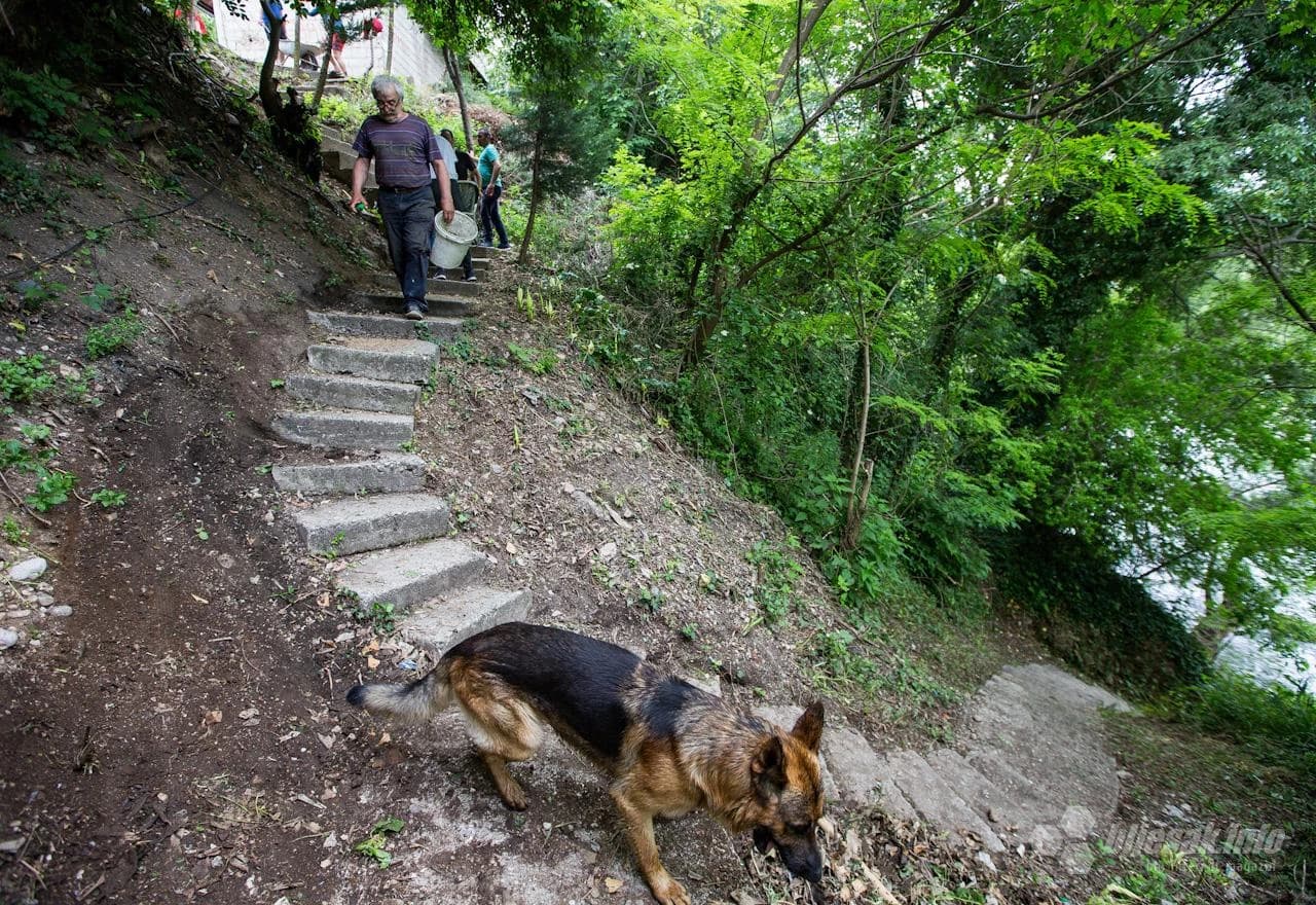 Sređivanje plaže Pijesak kod Carinskog mosta