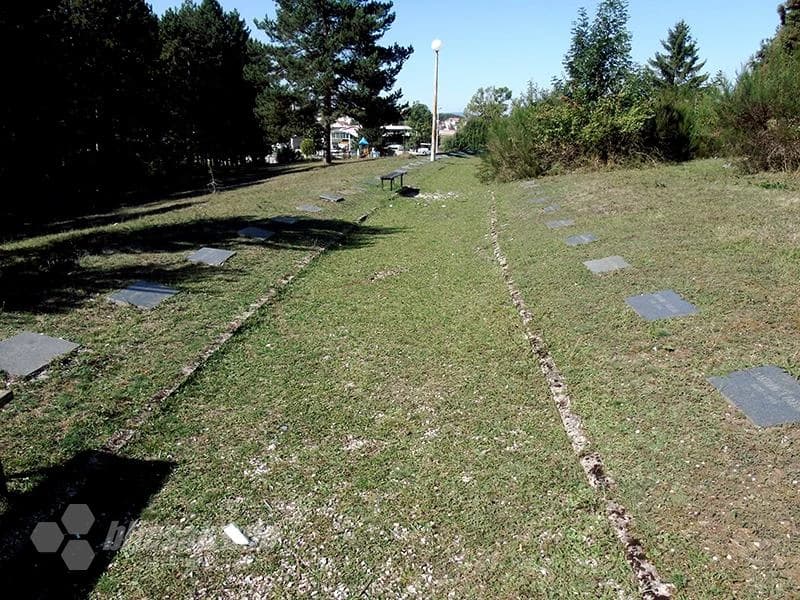 …na partizanskom groblju