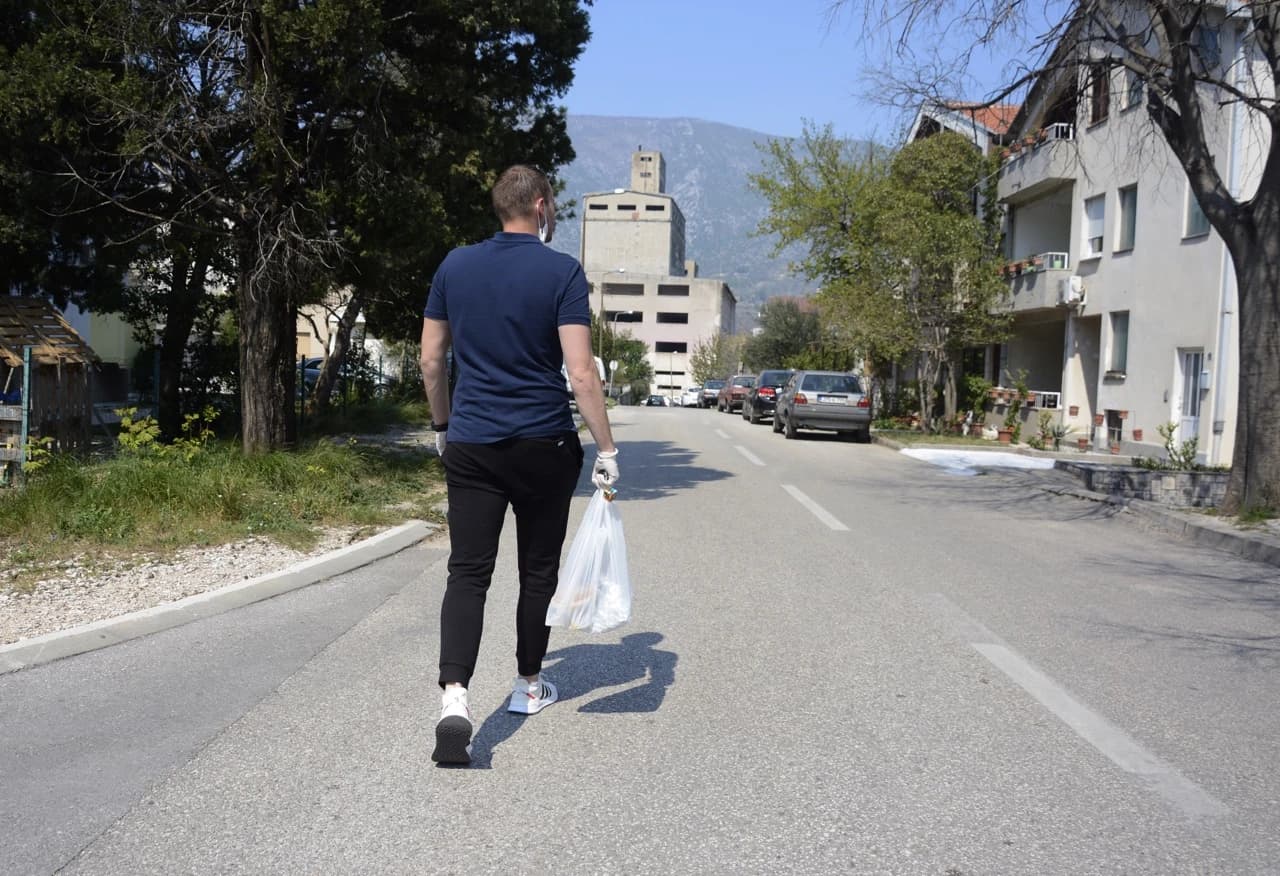 Uz stare i nemoćne i u najtežim vremenima