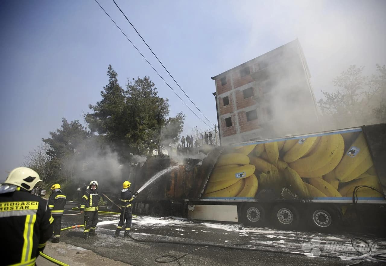 Požar na kamionu