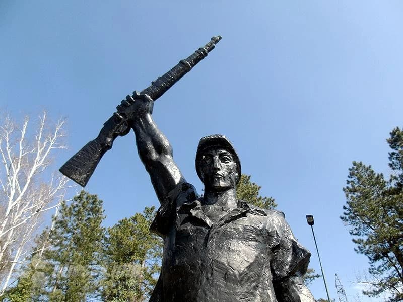 Husinski rudar, nalik mladom Schwarzeneggeru