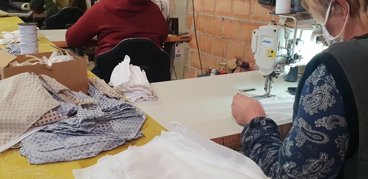 Počeli raditi zaštitne maske, u planu izrada i odijela