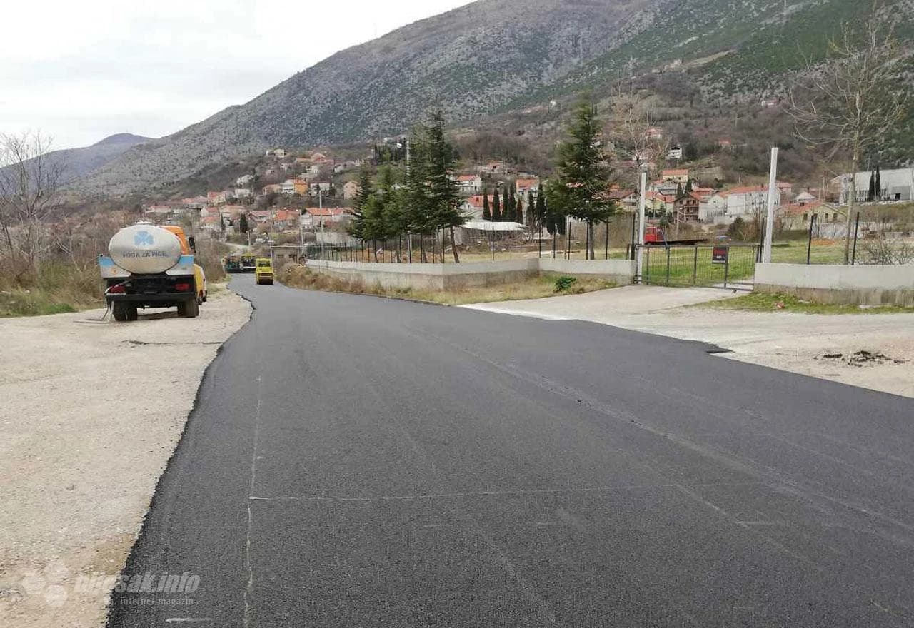 Presvlačenje prometnice Orlac (Čulina pumpa) do Raštana (Svadbeni salon Victorija)