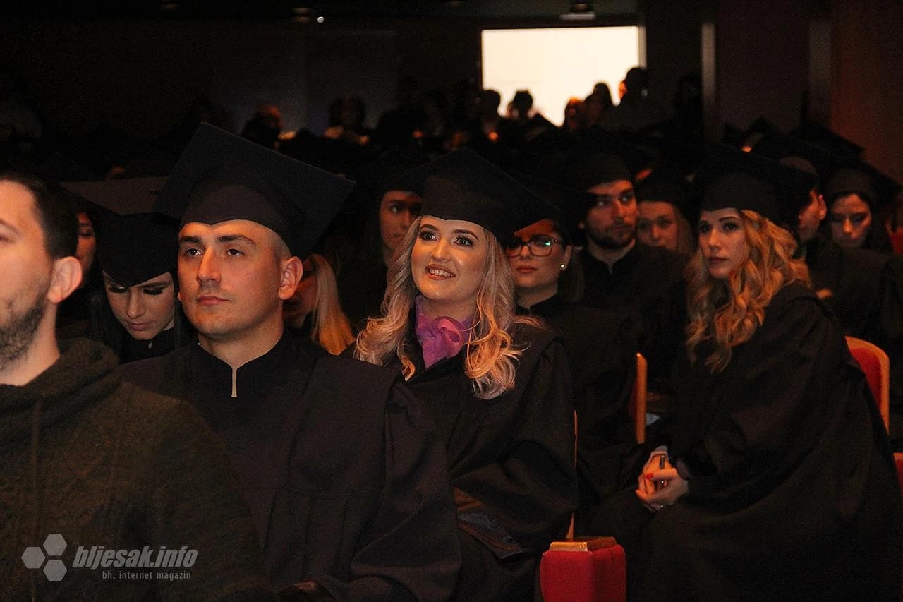 Detalj s dodjele diploma