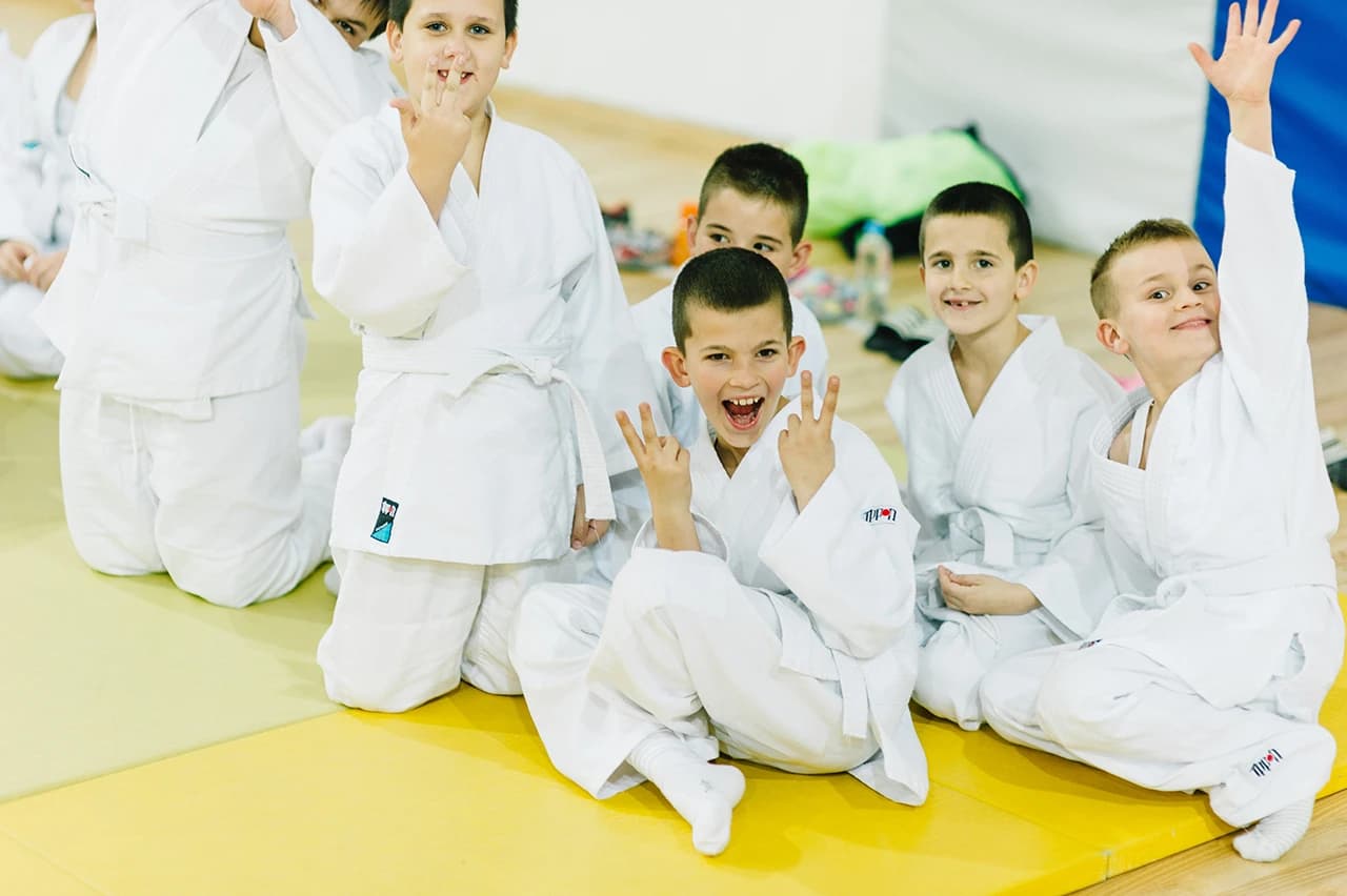 Borsini učenici položili za nove pojaseve