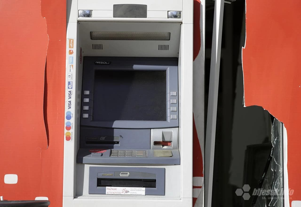 Eksplozija bankomata u Fejićevoj ulici