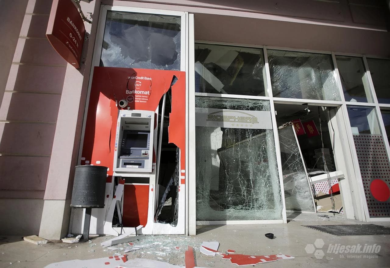 Eksplozija bankomata u Fejićevoj ulici