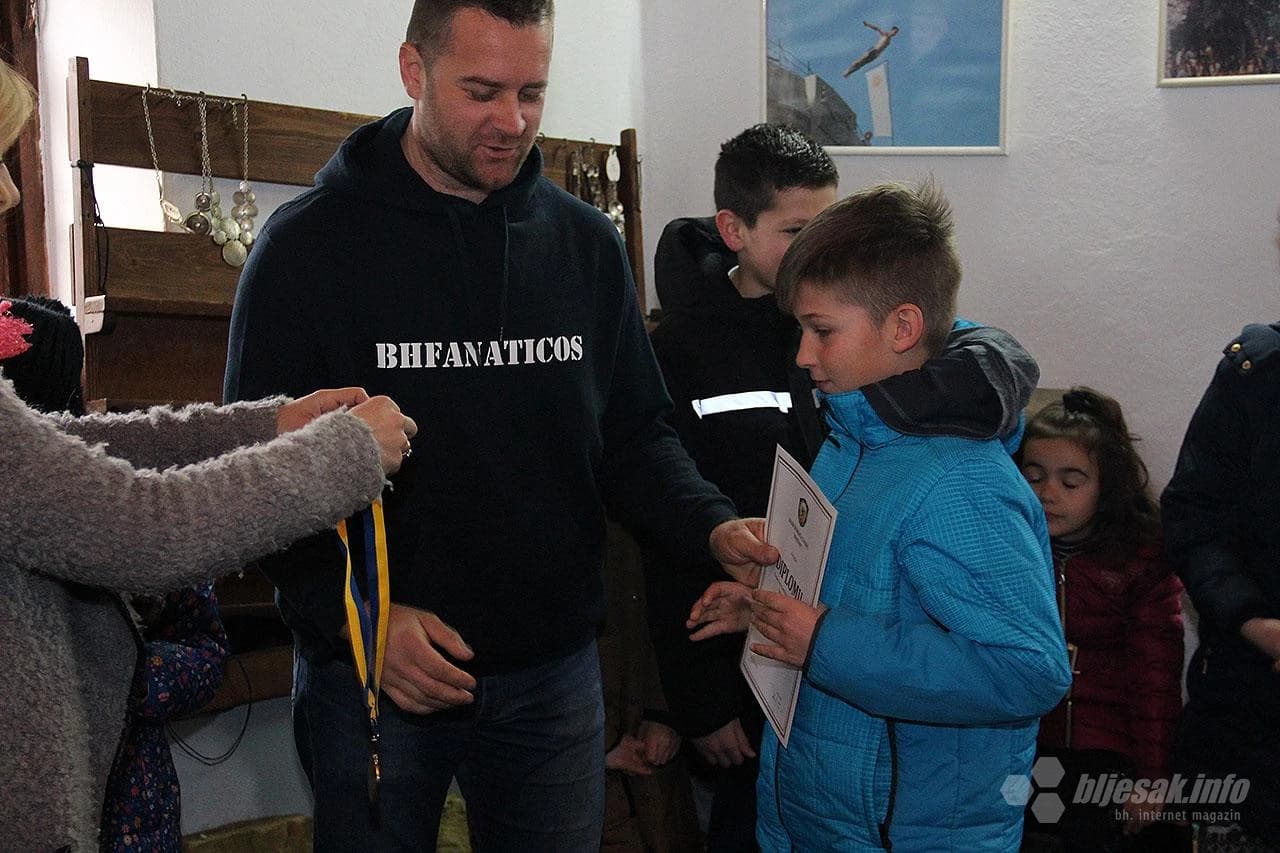 'Mostari' zajedno s djecom skakačima obilježili Dan neovisnosti BiH