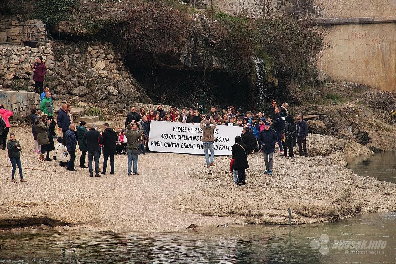 'Mostari' zajedno s djecom skakačima obilježili Dan neovisnosti BiH