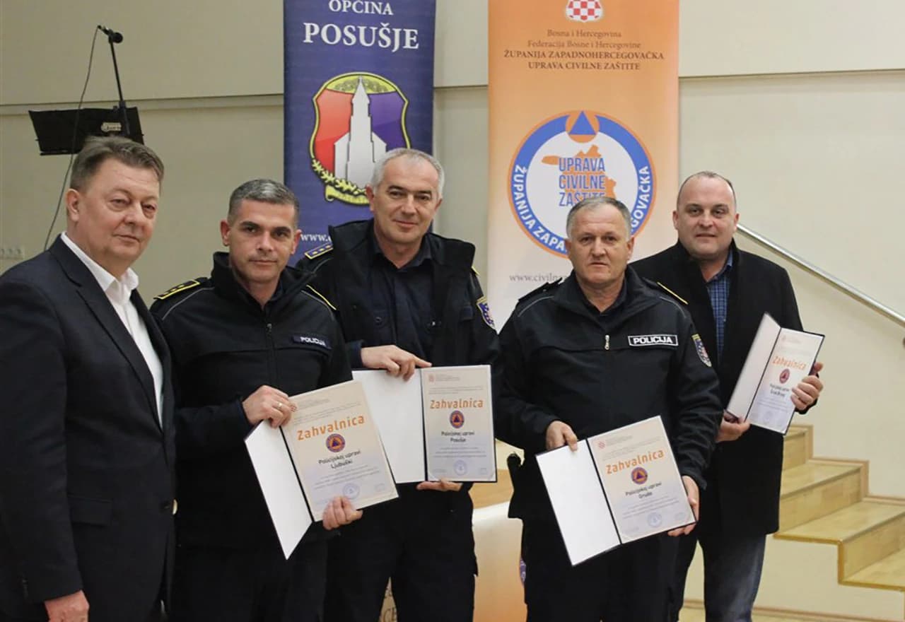 Priznanja za pomoć u radu Stožera civilne zaštite 