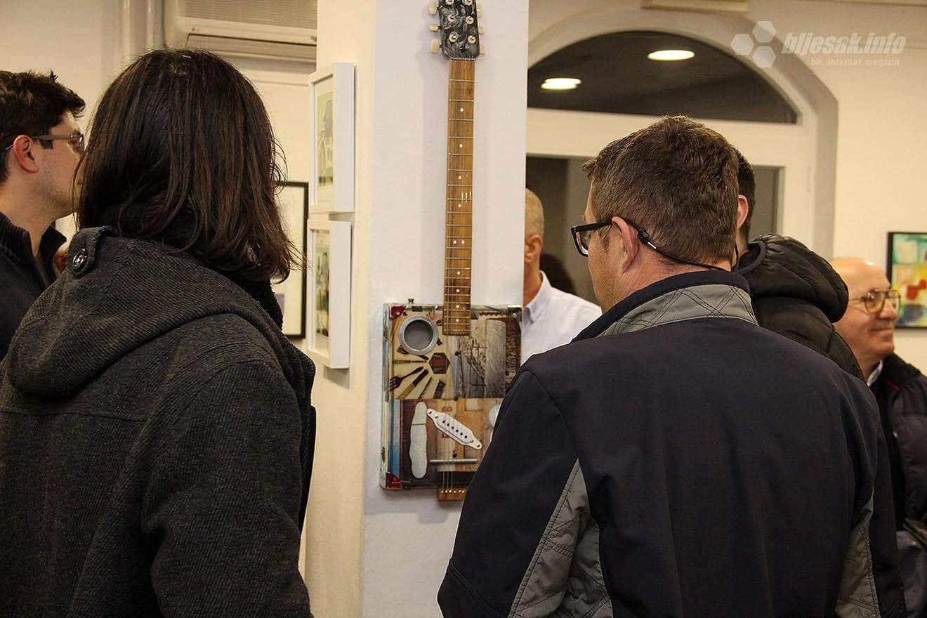 Emir Kevelj Mostarcima predstavio 'Znakove vremena'