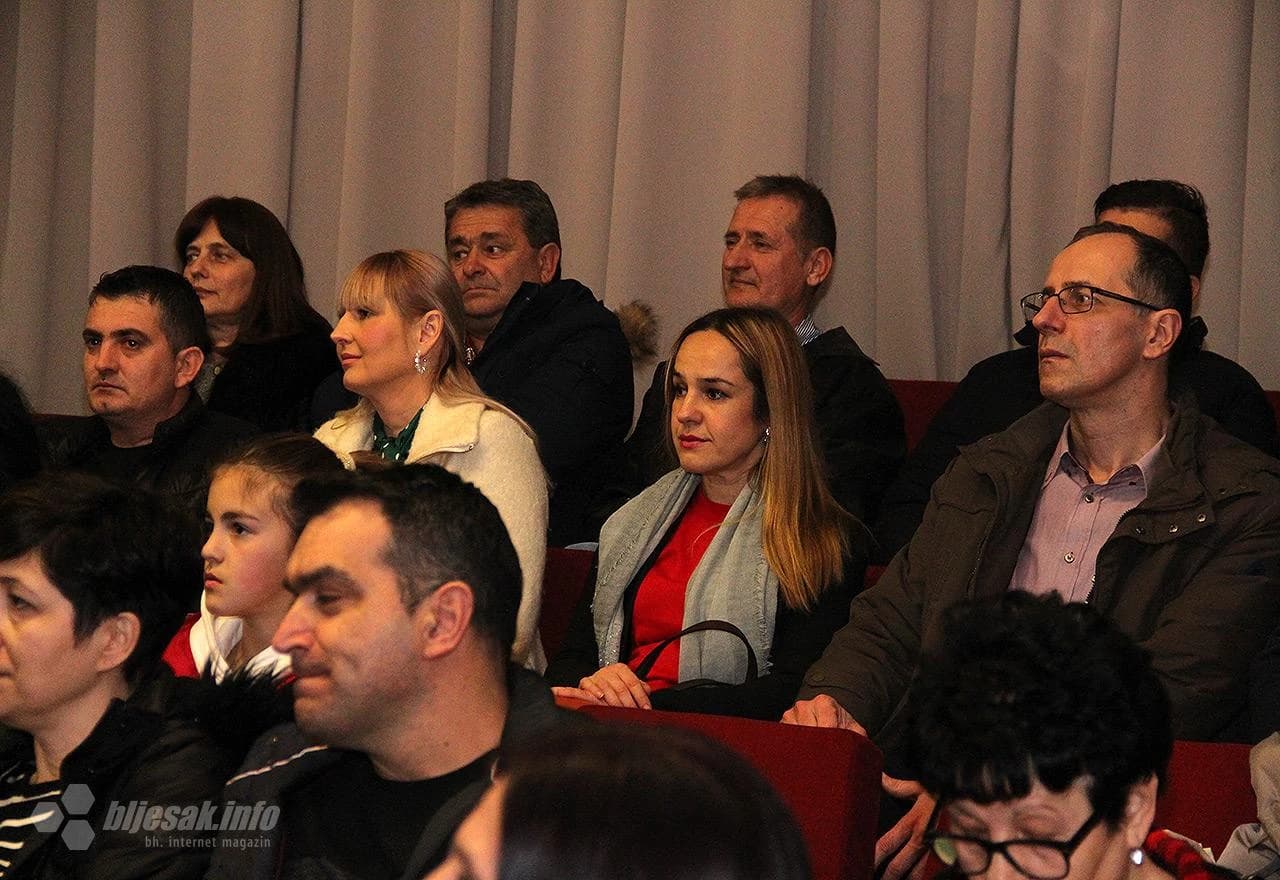 Detalj s predstavljanja