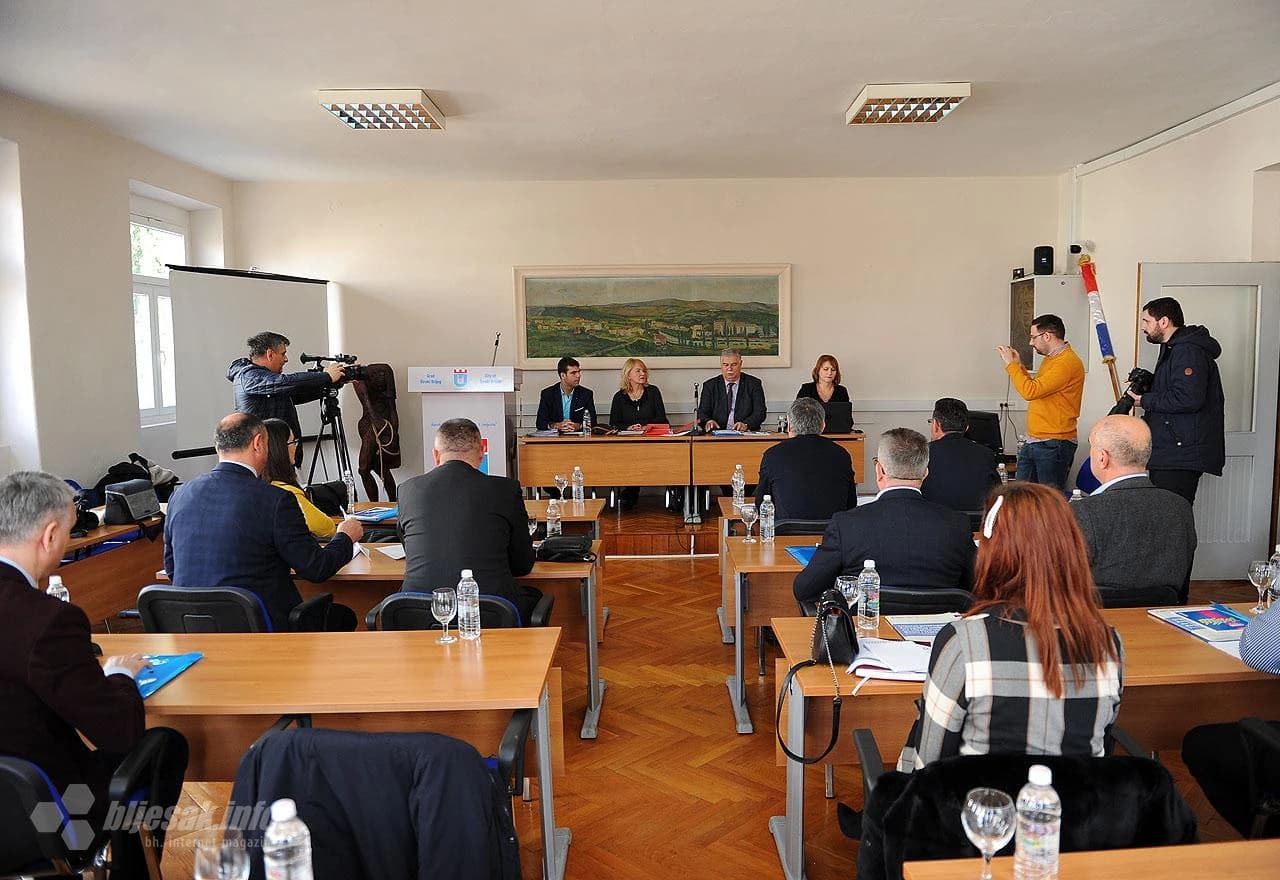 Predstavnici općina i gradova razgovarali o raspodjeli javnih prihoda