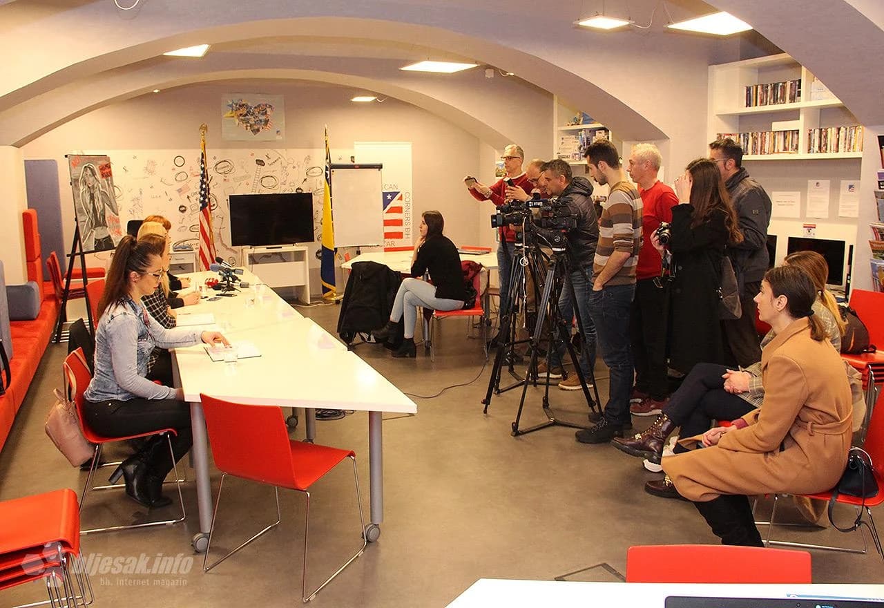 Detalj s konferencije za medije