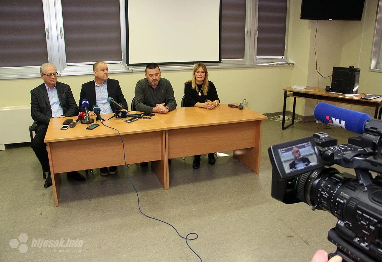 Detalj s konferencije za medije