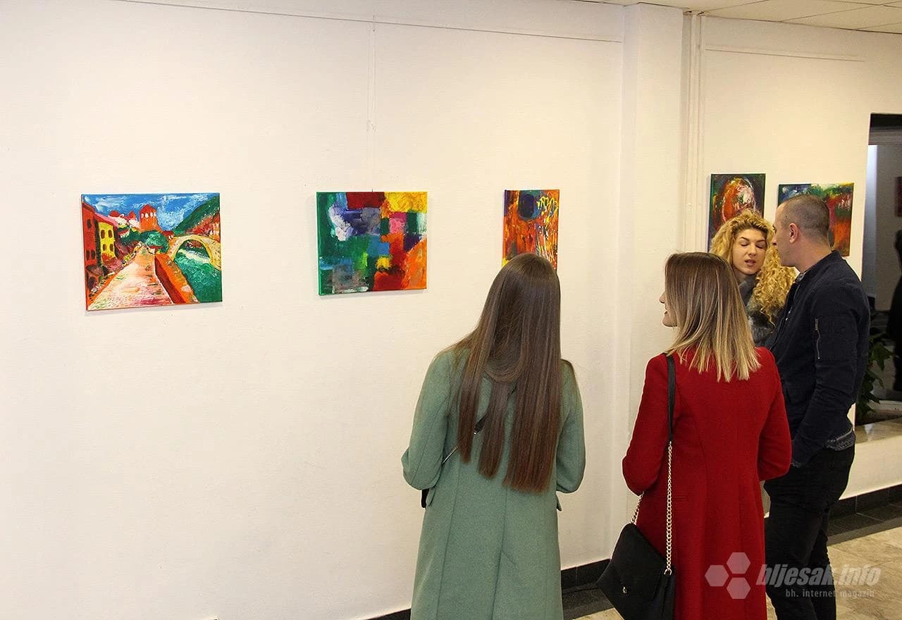 Detalj s otvorenja izložbe