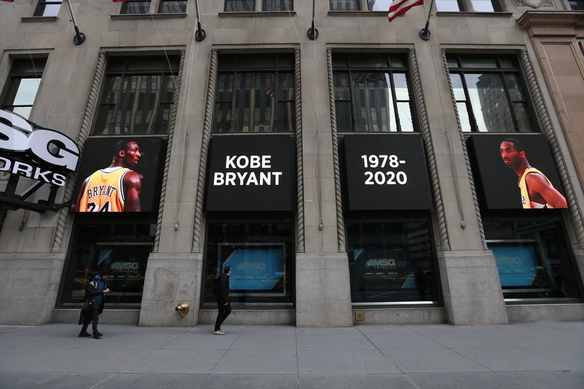 New York se oprašta od Kobea Brynta