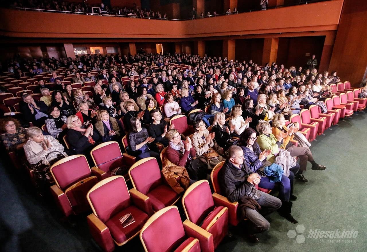 Mostarski simfoničari oduševili Novogodišnjim koncertom