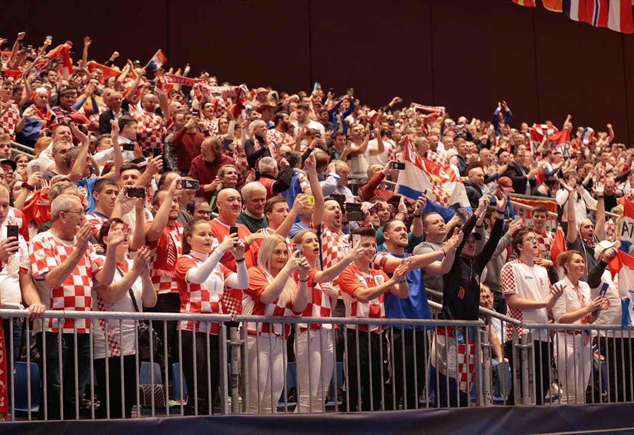 Hrvatska uz gromoglasnu podršku slavila nad Srbijom