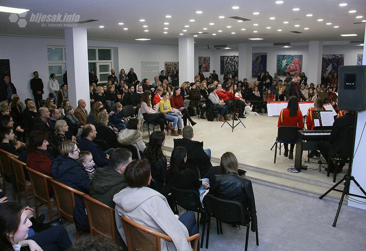 Održan Božićni koncert Hrvatske glazbe Mostar
