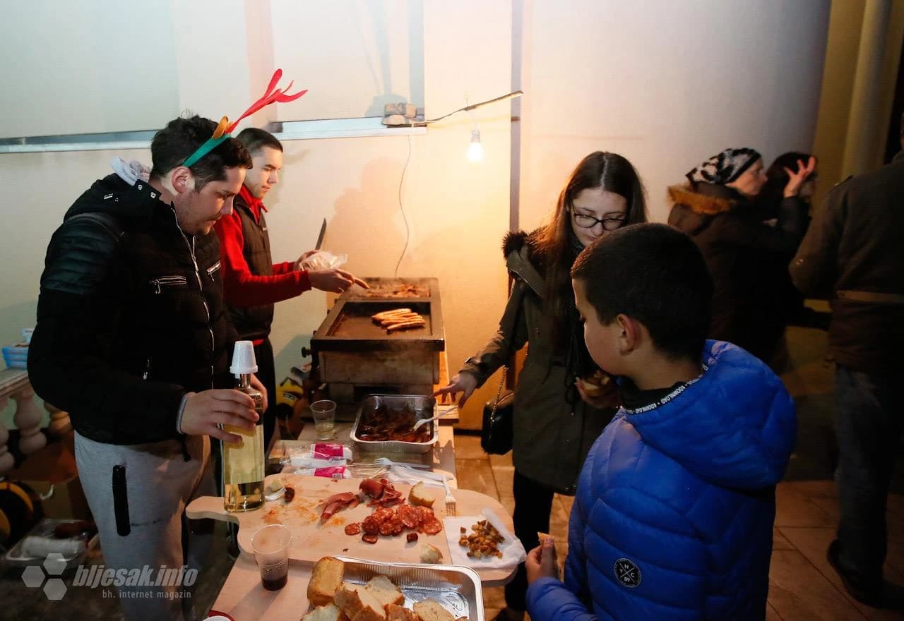  Adventsko druženje u Ilićima uz pjesmu, kuhano vino i roštilj 
