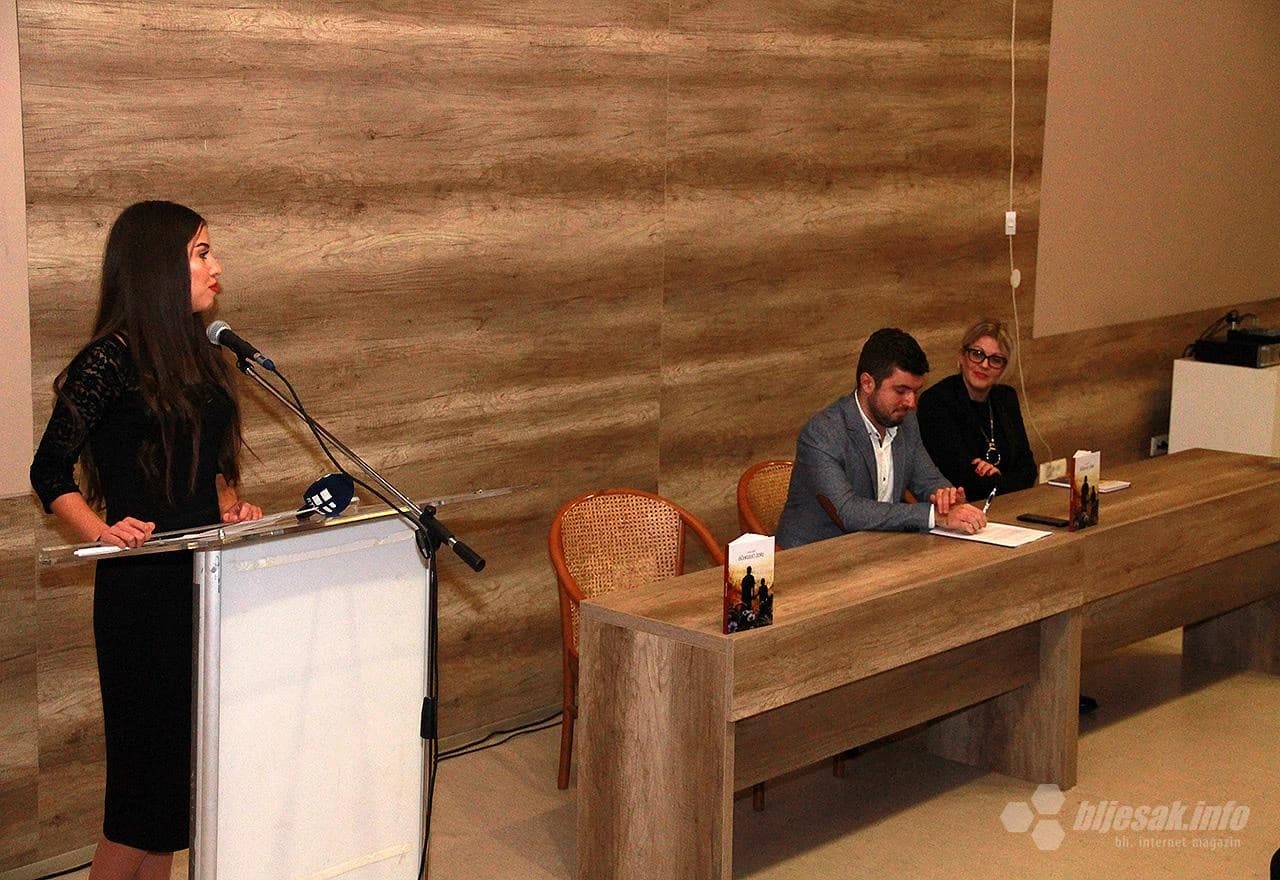 Predstavljena knjiga 'Iščekujući zoru' u Mostaru