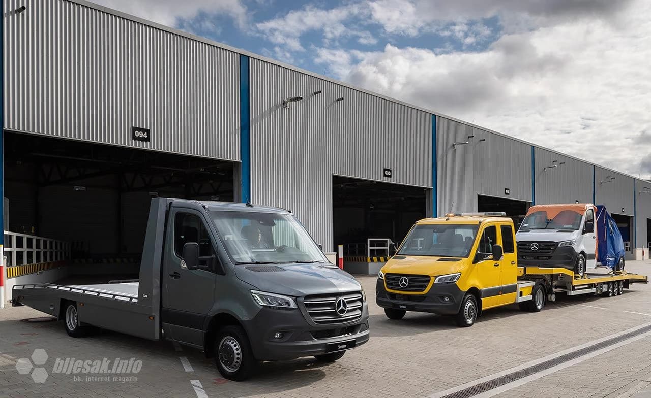 Bljesak u posjeti Mercedes-Benz tvornici u okolici Berlina 