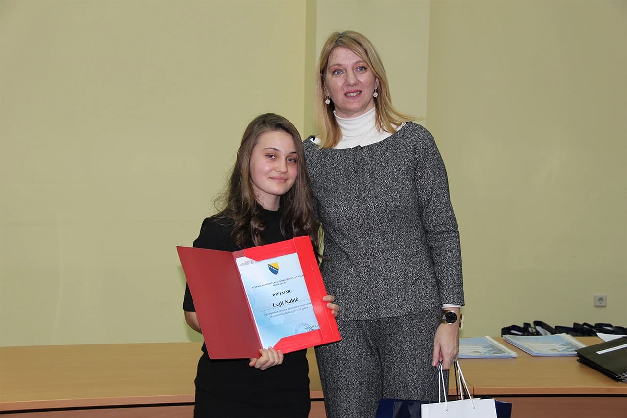 Diplome za najboljih 58 osnovnoškolaca i srednjoškolca 