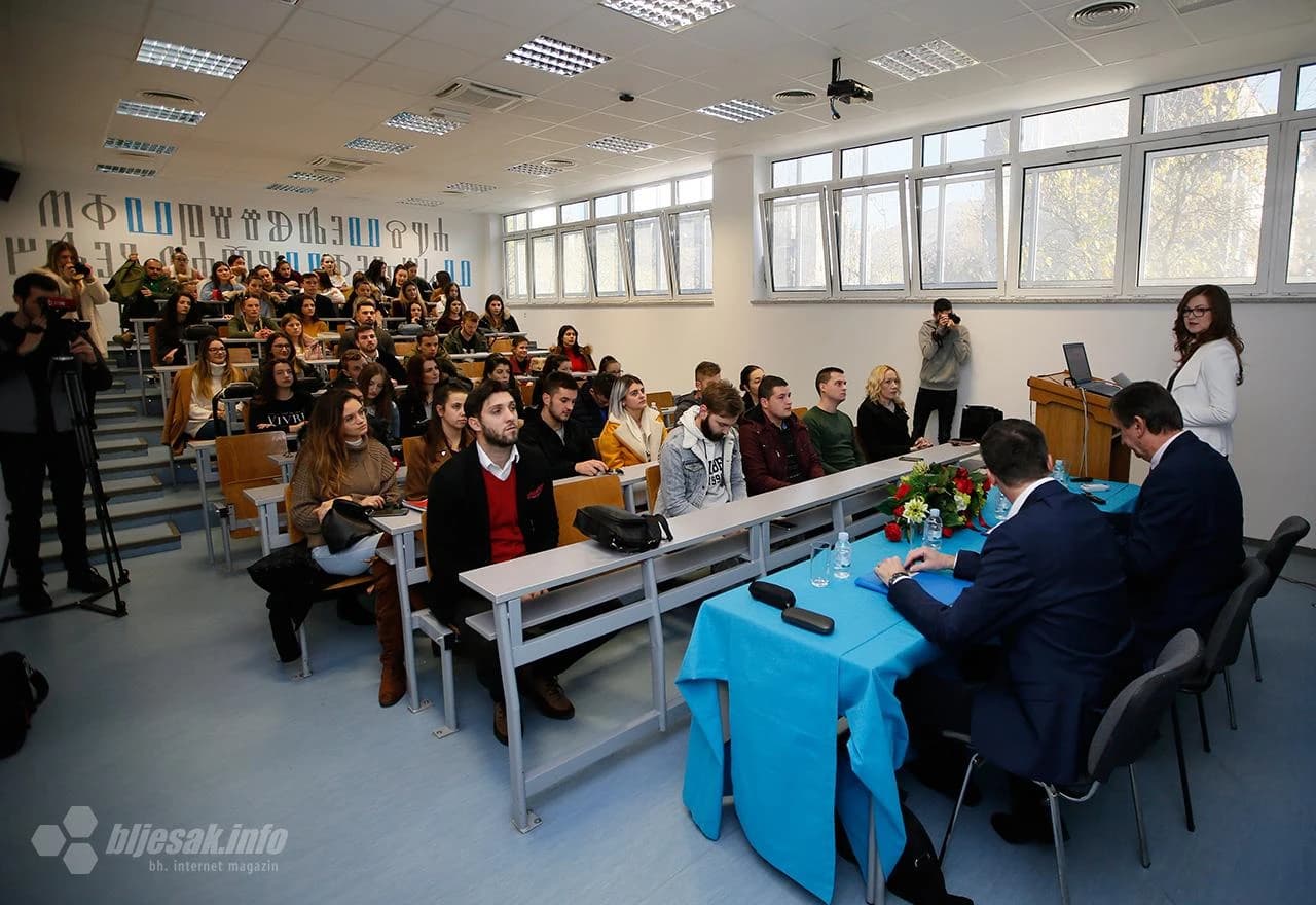 Predavanje Milana Šutala na Filozofskom fakultetu