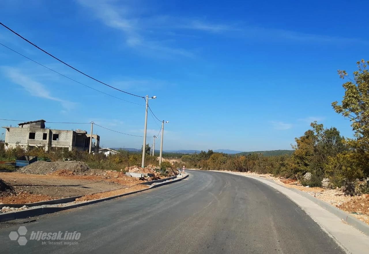 Rehabilitacija regionalne ceste R425a, dionica Zvirovići-Tromeđa.