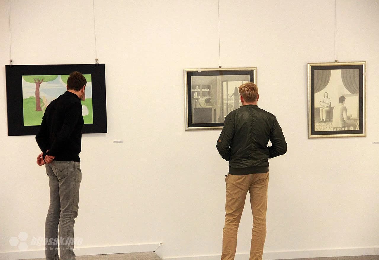 Detalj s otvorenja izložbe Ivana Rogulja