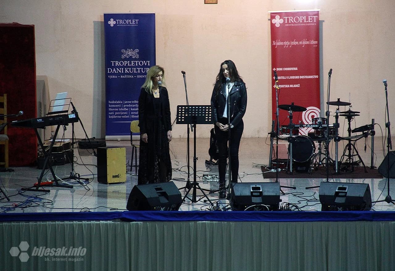 Nastupili su mladi crkveni bendovi i sastavi iz Mostara i okolnih katoličkih župa