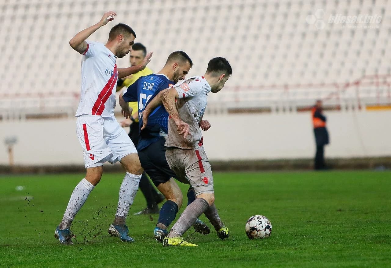 Gagro debitirao pobjedom na klupi Plemića