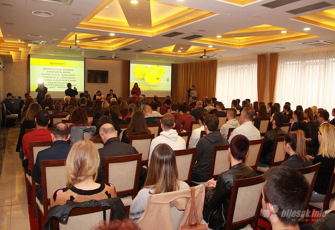 Detalj s otvorenja simpozija