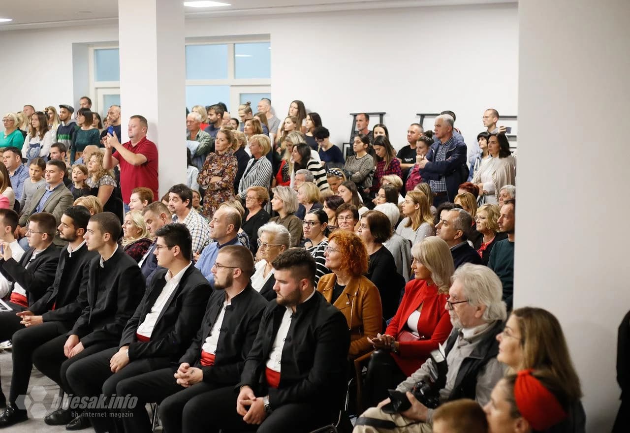 U mostaru održana ''Večer Dalmacije''