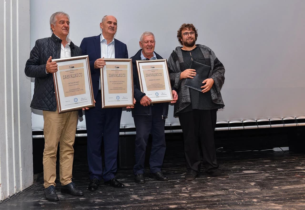 Detalj sa svečanosti otvorenja 3D kina