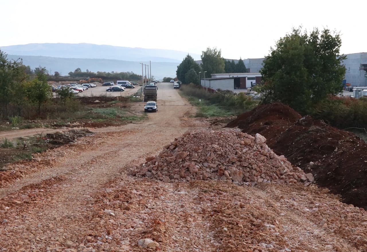 Radovi na izgradnji komunalne infrastrukture