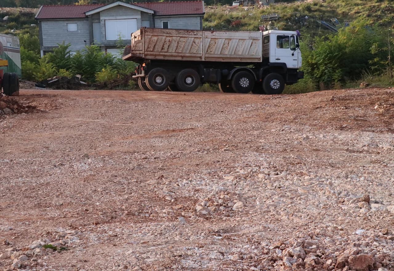 Radovi na izgradnji komunalne infrastrukture