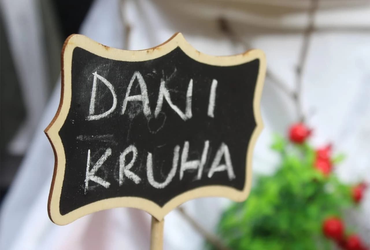 Učenici Građevinske škole obilježili Dane kruha