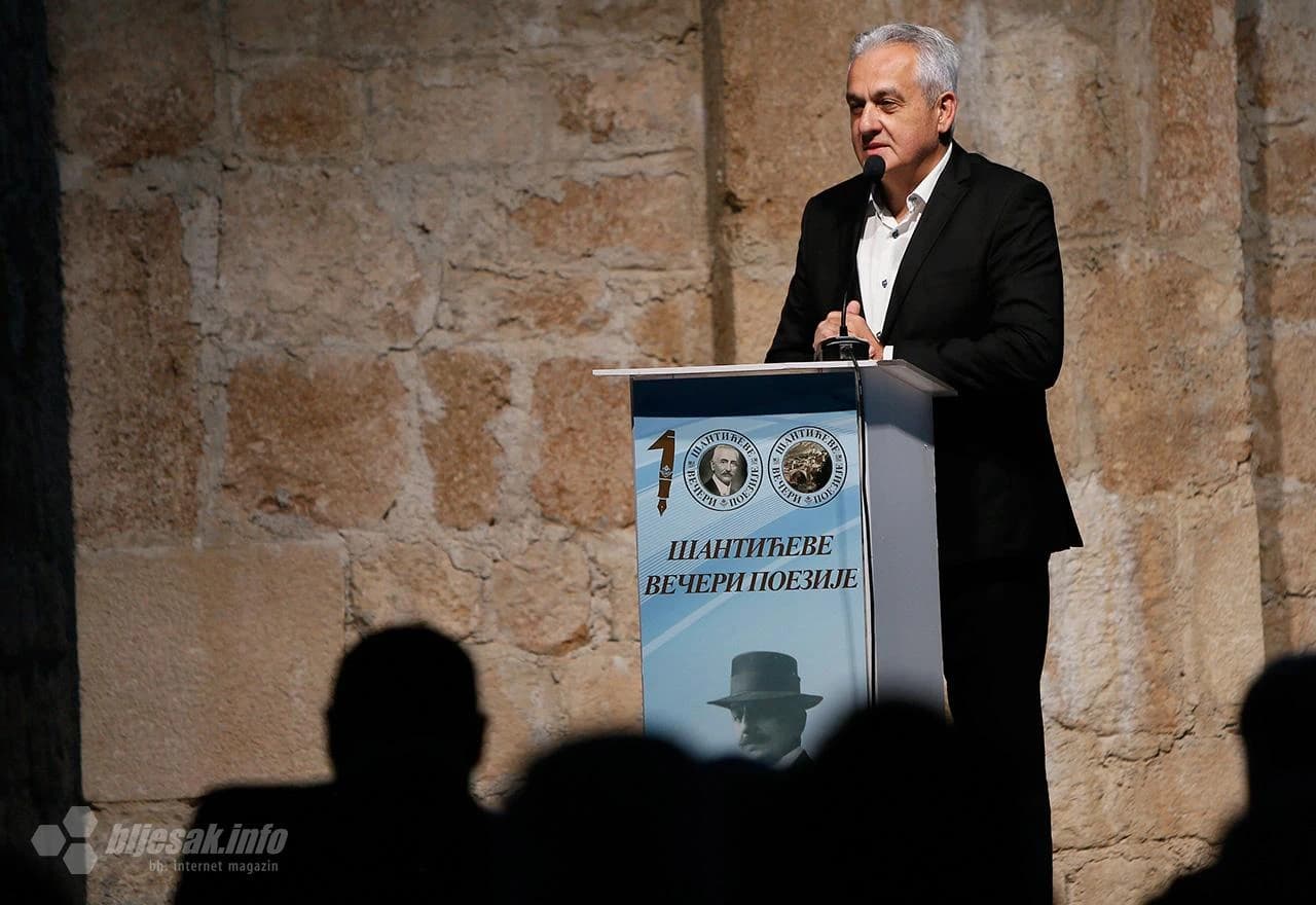 Svečano otvorene 100. Šantićeve večeri poezije (Ljubo Bešlić)