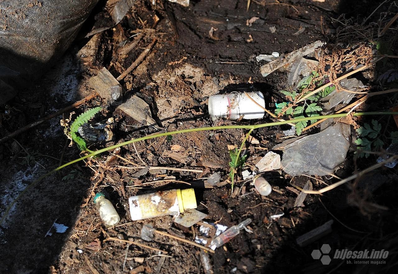 Medicinski otpad u krugu širokobriješke Duhanske stanice