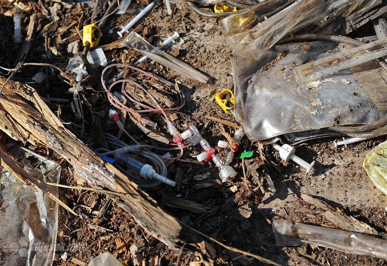 Medicinski otpad u krugu širokobriješke Duhanske stanice