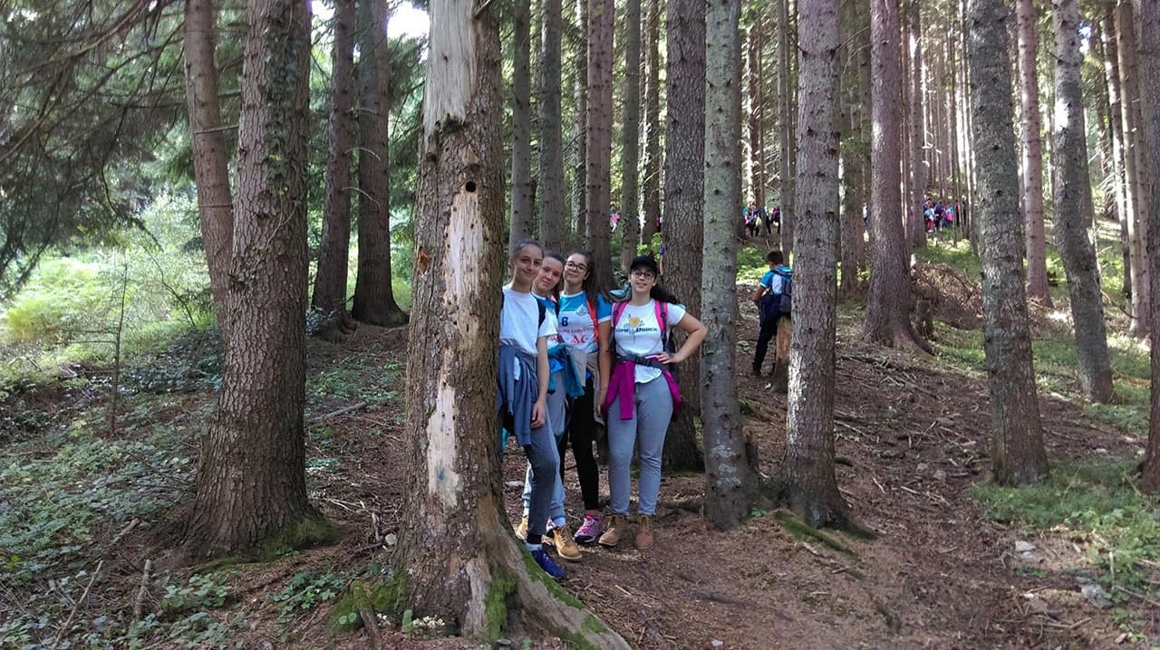 Cimski školarci planinarili Putevima kraljice Katarine