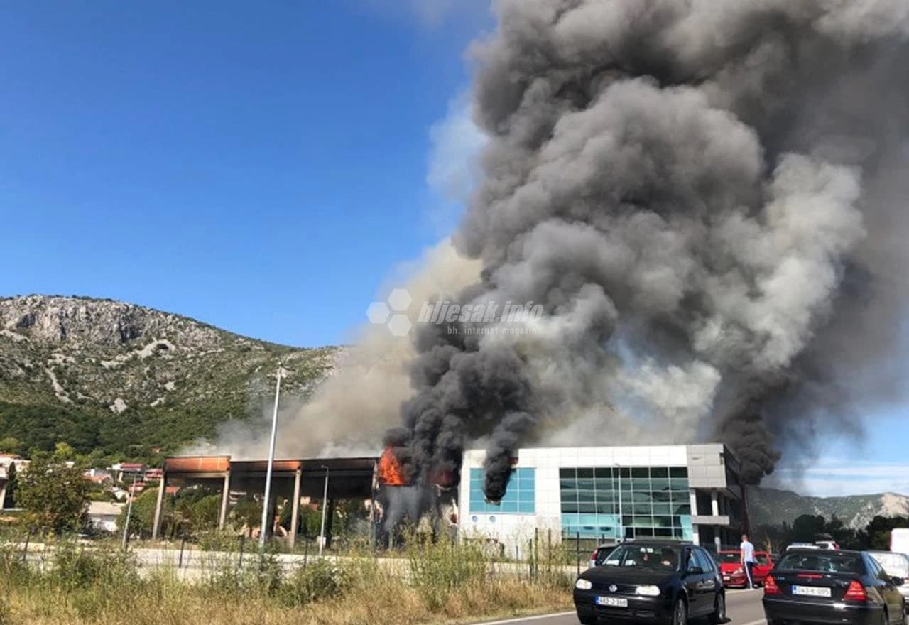 Gore prostorije mostarske Borse