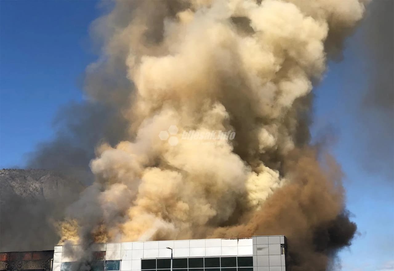 Požar na zgradi Borse