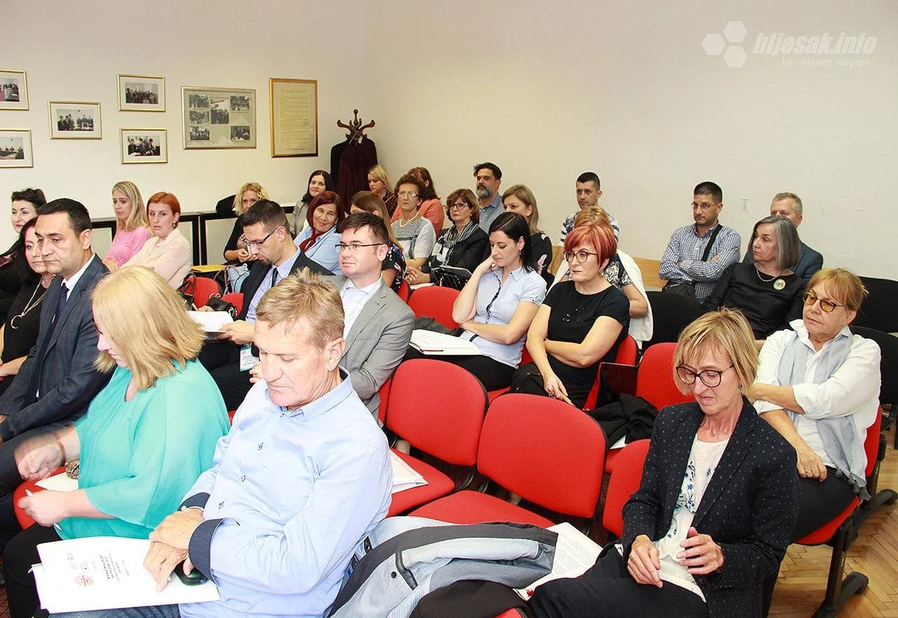 Detalj s otvaranja skupa