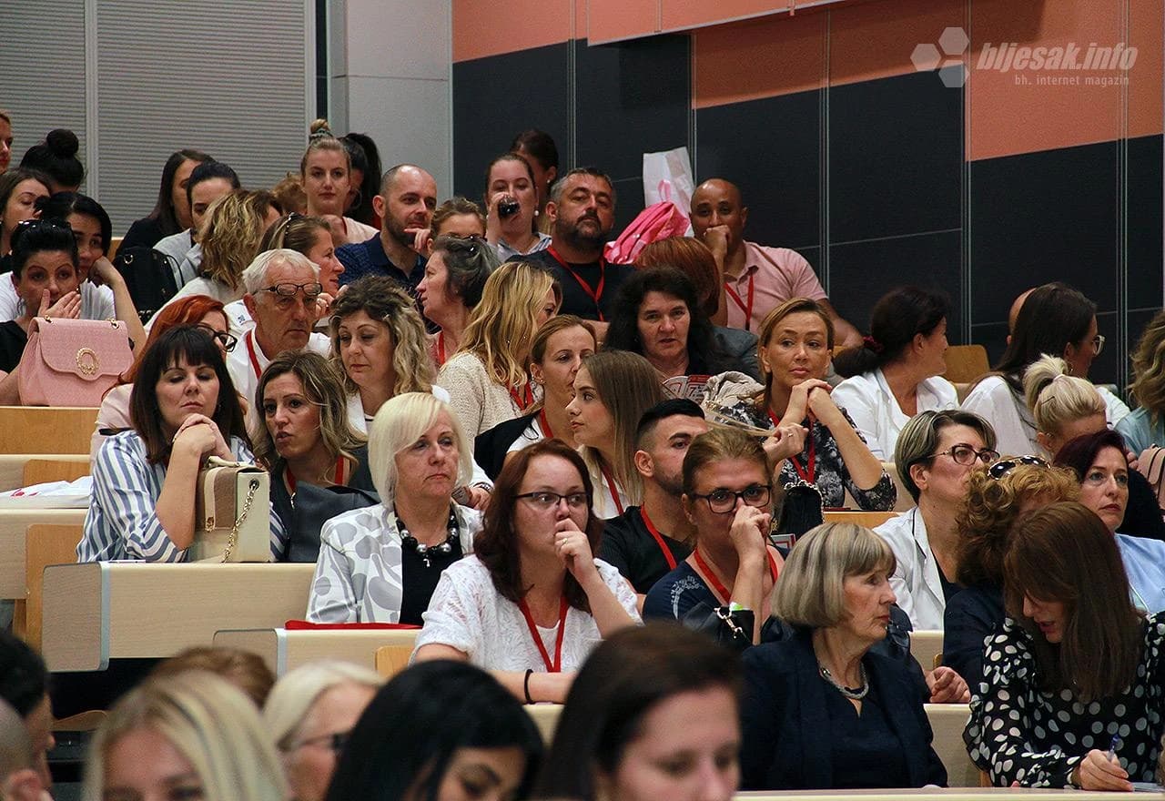 Detalj s otvaranja simpozija